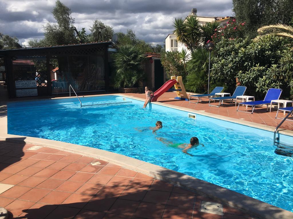Villa Monica Appartamenti Vieste Buitenkant foto